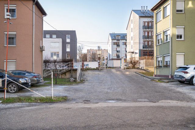 Eladó téglalakás, Miskolcon, Eperjesi utcában 39.9 M Ft