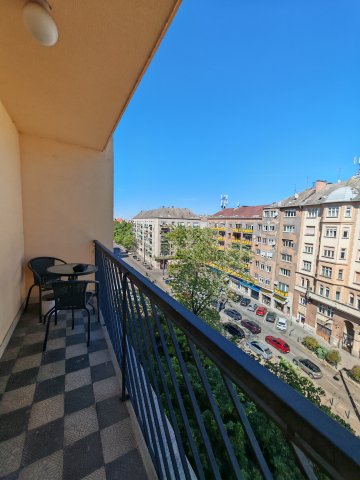 Eladó téglalakás, Budapesten, II. kerületben 56.9 M Ft, 1 szobás