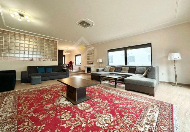 Eladó ikerház, Budapesten, XIV. kerületben 271.2 M Ft, 5 szobás