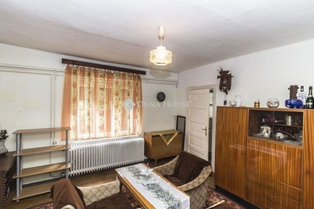 Eladó családi ház, Rumon 44.9 M Ft, 4 szobás