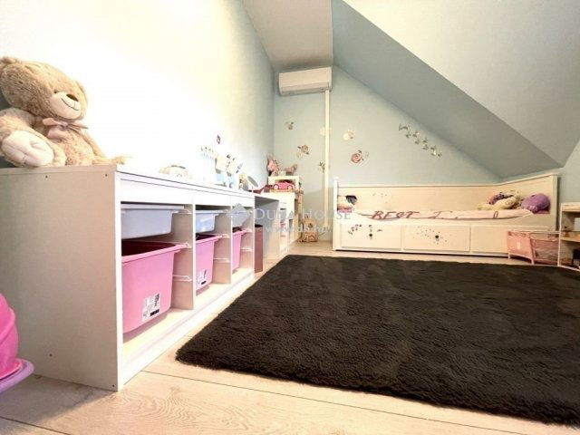 Eladó családi ház, Fóton 229 M Ft, 7 szobás