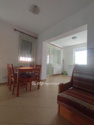 Eladó családi ház, Hajdúszoboszlón 168 M Ft, 5+3 szobás