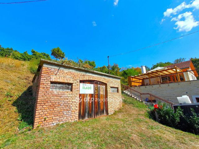 Eladó ipari ingatlan, Pálosvörösmarton 15.8 M Ft