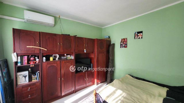 Eladó családi ház, Tapolcán 34.9 M Ft, 2 szobás