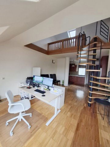 Eladó téglalakás, Kaposváron 82 M Ft, 4+1 szobás