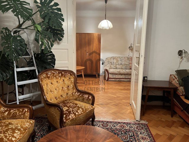 Eladó téglalakás, Budapesten, VII. kerületben, Hársfa utcában