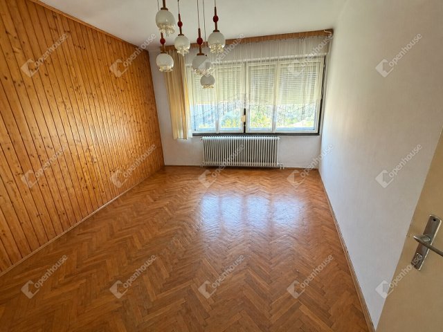 Eladó sorház, Sárváron 49.9 M Ft, 3 szobás