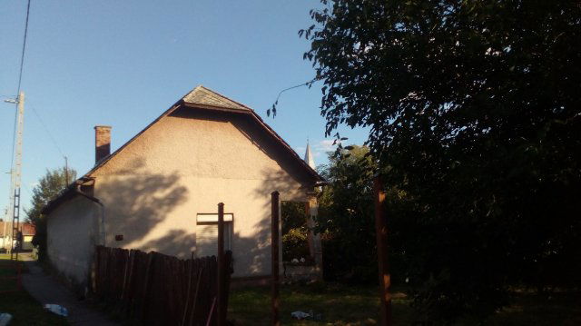 Eladó családi ház, Nemesbikken 4.5 M Ft, 2 szobás