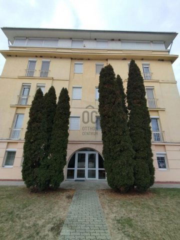 Eladó téglalakás, Szántódon 71.9 M Ft, 2 szobás