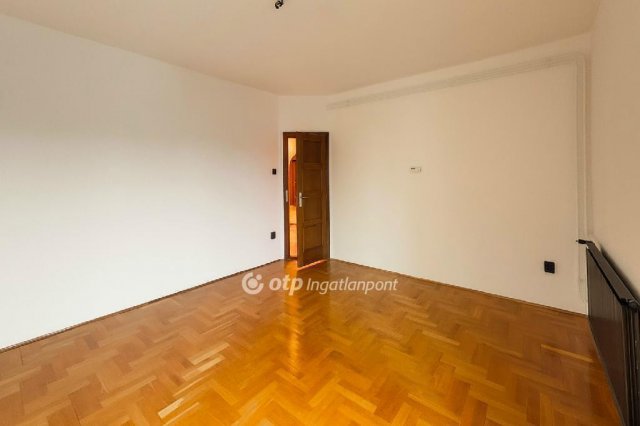 Eladó téglalakás, Budapesten, XI. kerületben 129.9 M Ft