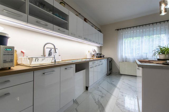 Eladó családi ház, Budapesten, XXI. kerületben 87.9 M Ft