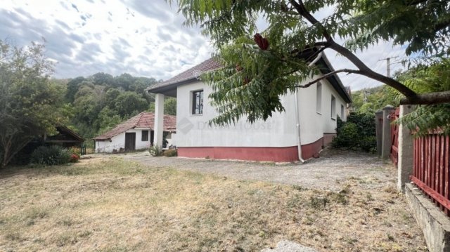 Eladó családi ház, Sajógalgócon 37.6 M Ft, 3+2 szobás