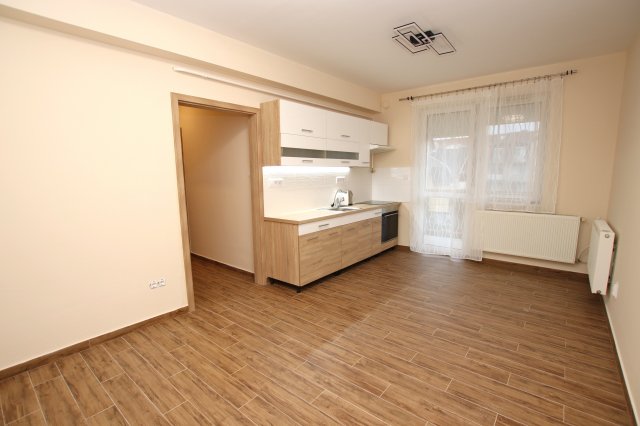 Kiadó téglalakás, albérlet, Hajdúszoboszlón, Kölcsey utcában