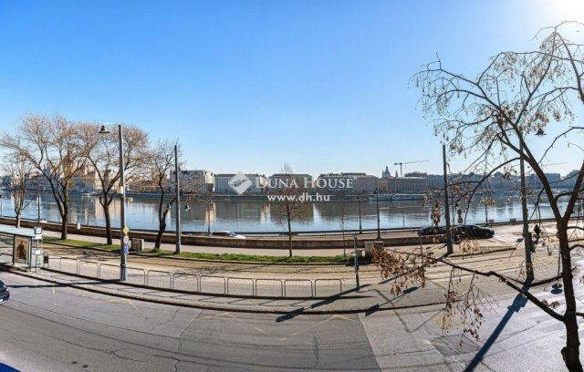 Eladó téglalakás, Budapesten, I. kerületben 152 M Ft, 3 szobás