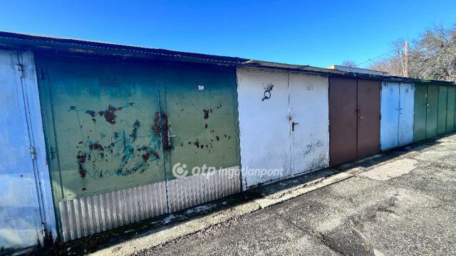 Eladó garázs, Győrött 6.75 M Ft / költözzbe.hu