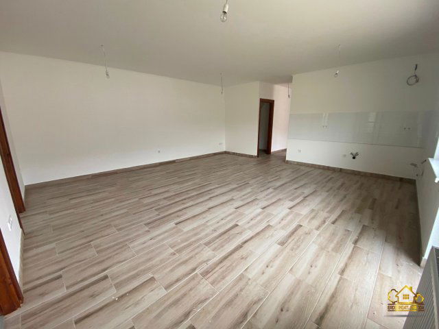 Eladó ikerház, Dunavarsányban 82.9 M Ft, 5 szobás