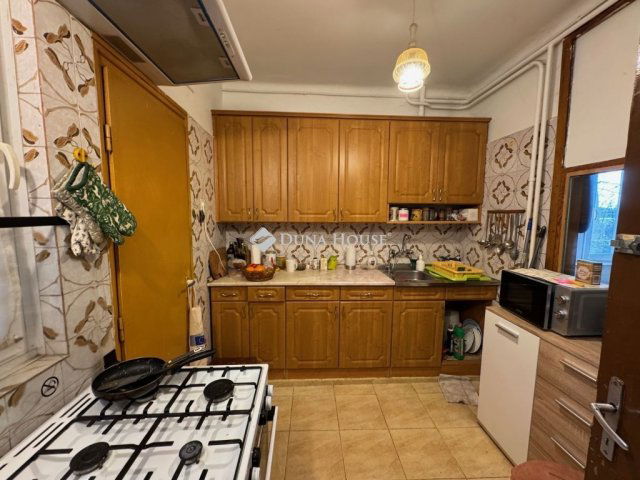 Eladó téglalakás, Debrecenben 85 M Ft, 4 szobás