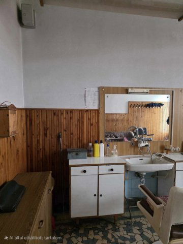 Eladó üzlethelyiség, Sellyén 18 M Ft, 3 szobás