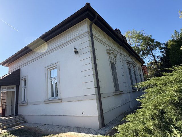 Eladó családi ház, Kecskeméten 149.9 M Ft, 6 szobás