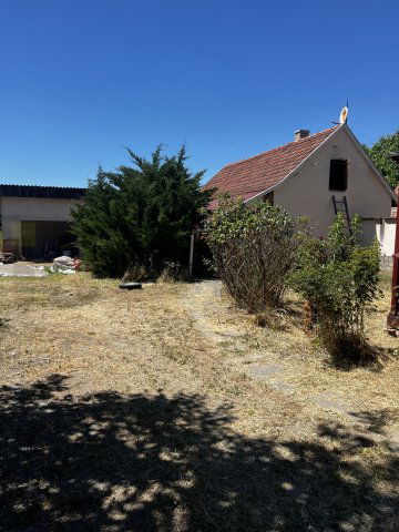 Eladó családi ház, Szegeden 49.5 M Ft, 4 szobás