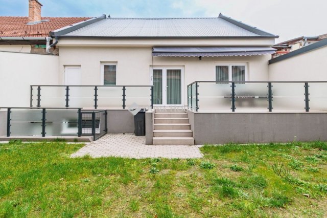 Eladó családi ház, Budapesten, X. kerületben 134 M Ft, 3 szobás