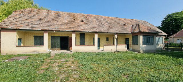 Eladó családi ház, Ráckeresztúron 25.9 M Ft, 3 szobás