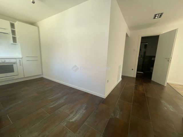 Kiadó családi ház, albérlet, Kecskeméten 240 E Ft / hó