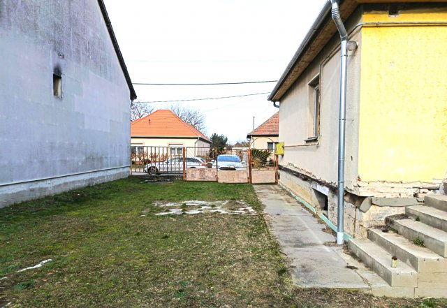 Eladó családi ház, Hévízgyörkön, Hajnal utcában 25 M Ft