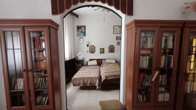 Eladó családi ház, Budapesten, XV. kerületben 154 M Ft, 6 szobás