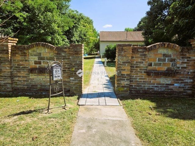 Eladó családi ház, Ivándárdán 64.9 M Ft, 4 szobás