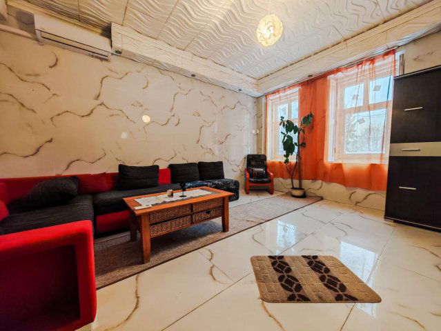 Eladó téglalakás, Tatán 39.5 M Ft, 2 szobás