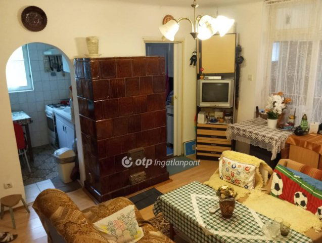 Eladó családi ház, Szarvaskőben 65 M Ft, 1+2 szobás