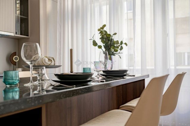 Eladó téglalakás, Budapesten, XIII. kerületben 157 M Ft