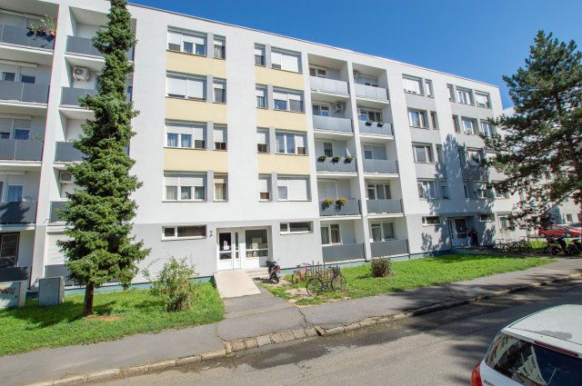 Eladó téglalakás, Szombathelyen 44.9 M Ft, 2 szobás