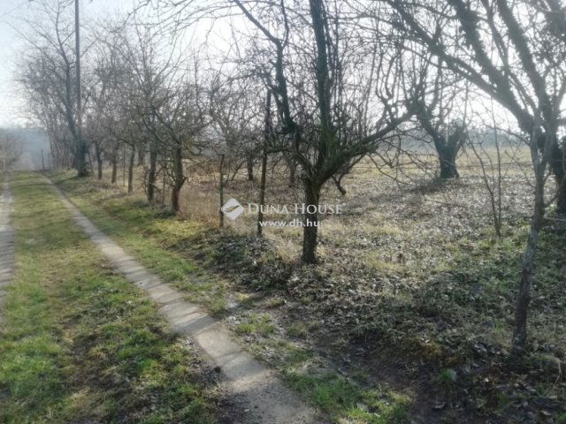 Eladó telek, Keszün 5.5 M Ft / költözzbe.hu