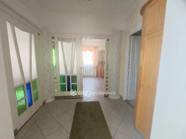 Eladó családi ház, Kecskeméten 150.045 M Ft, 6 szobás