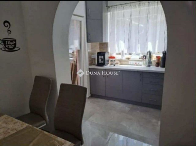 Eladó családi ház, Csornán 47.5 M Ft, 3 szobás