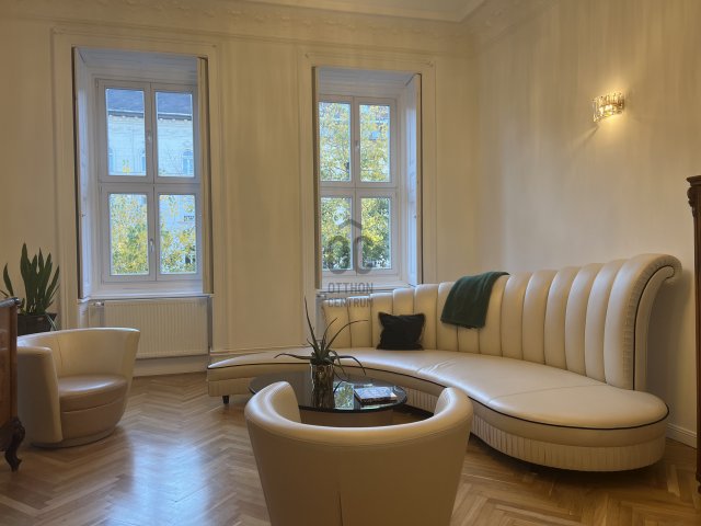 Eladó téglalakás, Budapesten, VI. kerületben 169.9 M Ft