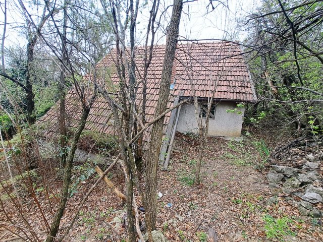 Eladó családi ház, Csóron 19.9 M Ft, 1+2 szobás