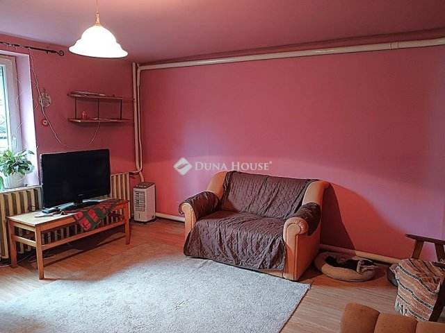 Eladó családi ház, Ongán 49.8 M Ft, 5 szobás