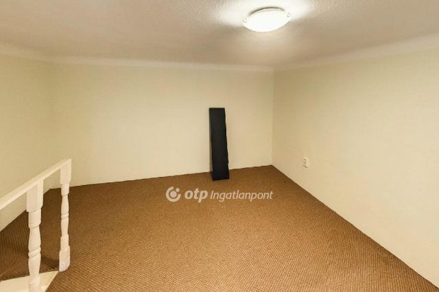 Eladó téglalakás, Budapesten, VIII. kerületben 65.5 M Ft