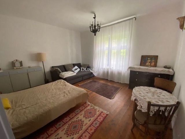 Eladó családi ház, Mencshelyen 99 M Ft, 3 szobás