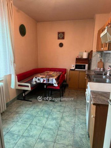 Eladó családi ház, Demecseren 31.375 M Ft, 5 szobás