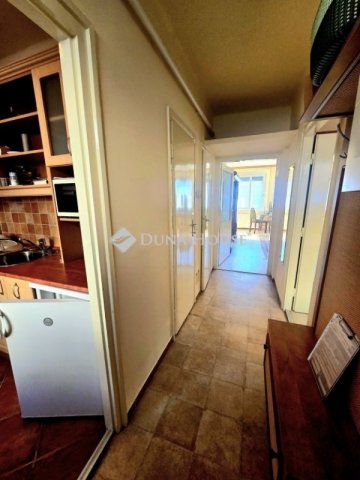 Kiadó téglalakás, albérlet, Pécsett 210 E Ft / hó, 2 szobás