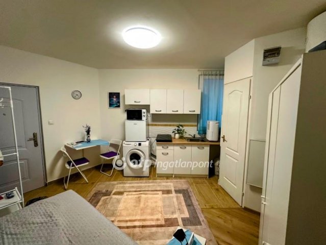 Eladó téglalakás, Budapesten, VIII. kerületben 19.9 M Ft