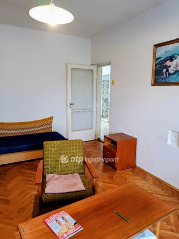 Eladó családi ház, Erdőtelken 32 M Ft, 4+1 szobás