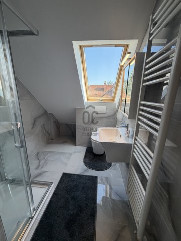 Eladó családi ház, Abonyban 108 M Ft, 3 szobás