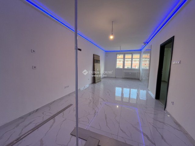 Eladó téglalakás, Nyíregyházán 48 M Ft, 2 szobás