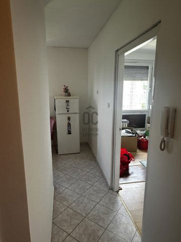 Eladó panellakás, Pécsett 38.5 M Ft, 2 szobás