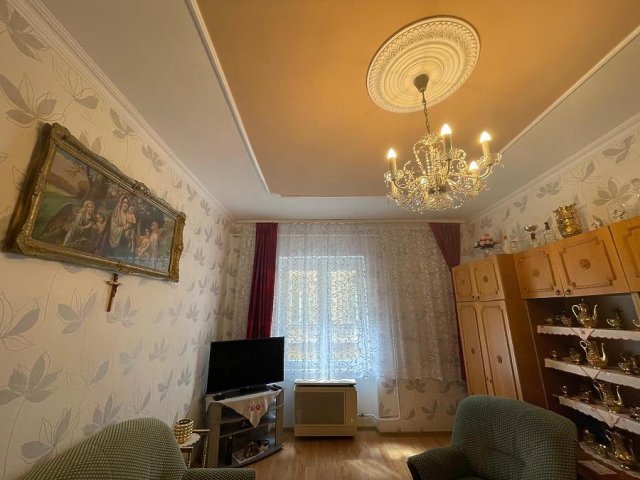 Eladó téglalakás, VIII. kerületben, Vajdahunyad utcában